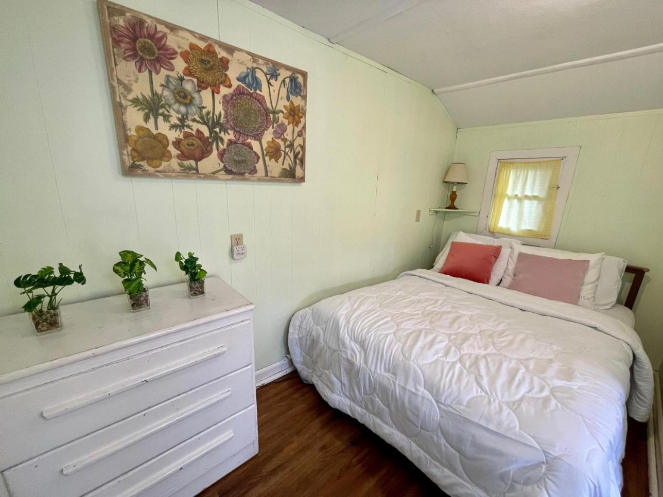 Ambleside Cottage Resort Bobcaygeon 외부 사진